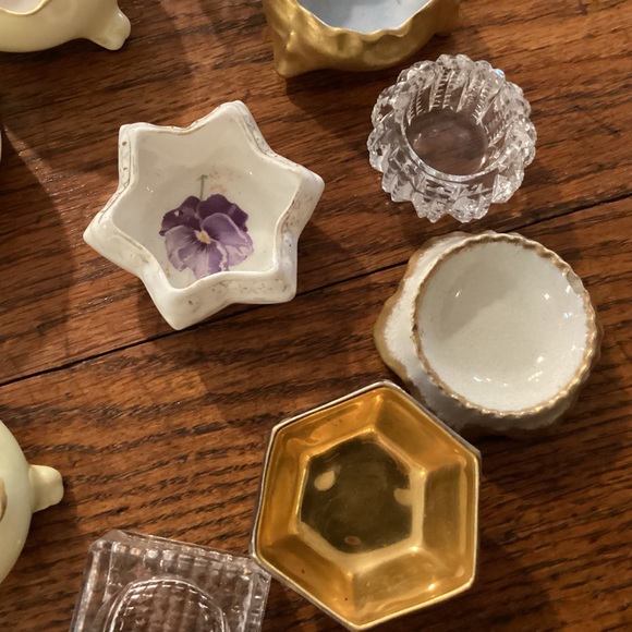12 assorted vintage salt cellars, glass and porcelain - Picture 3 of 7
